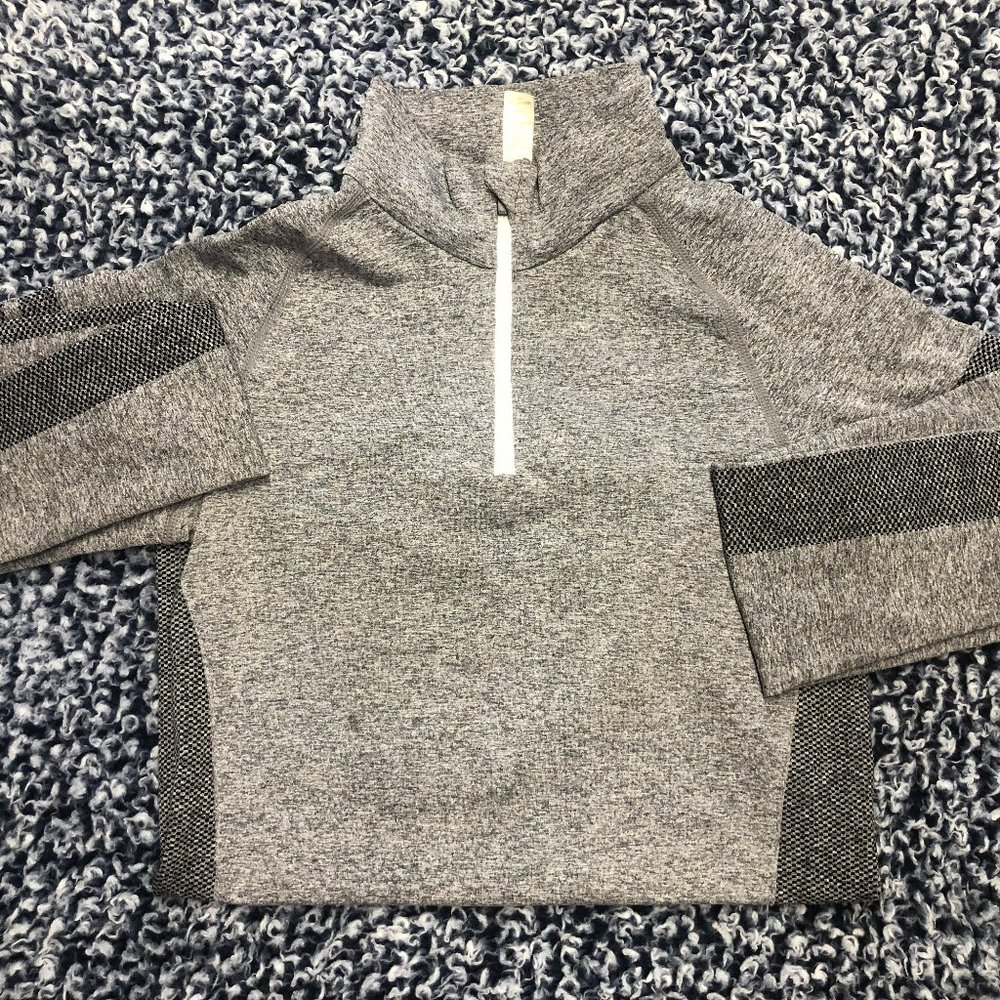 Tight fit jogger jacket